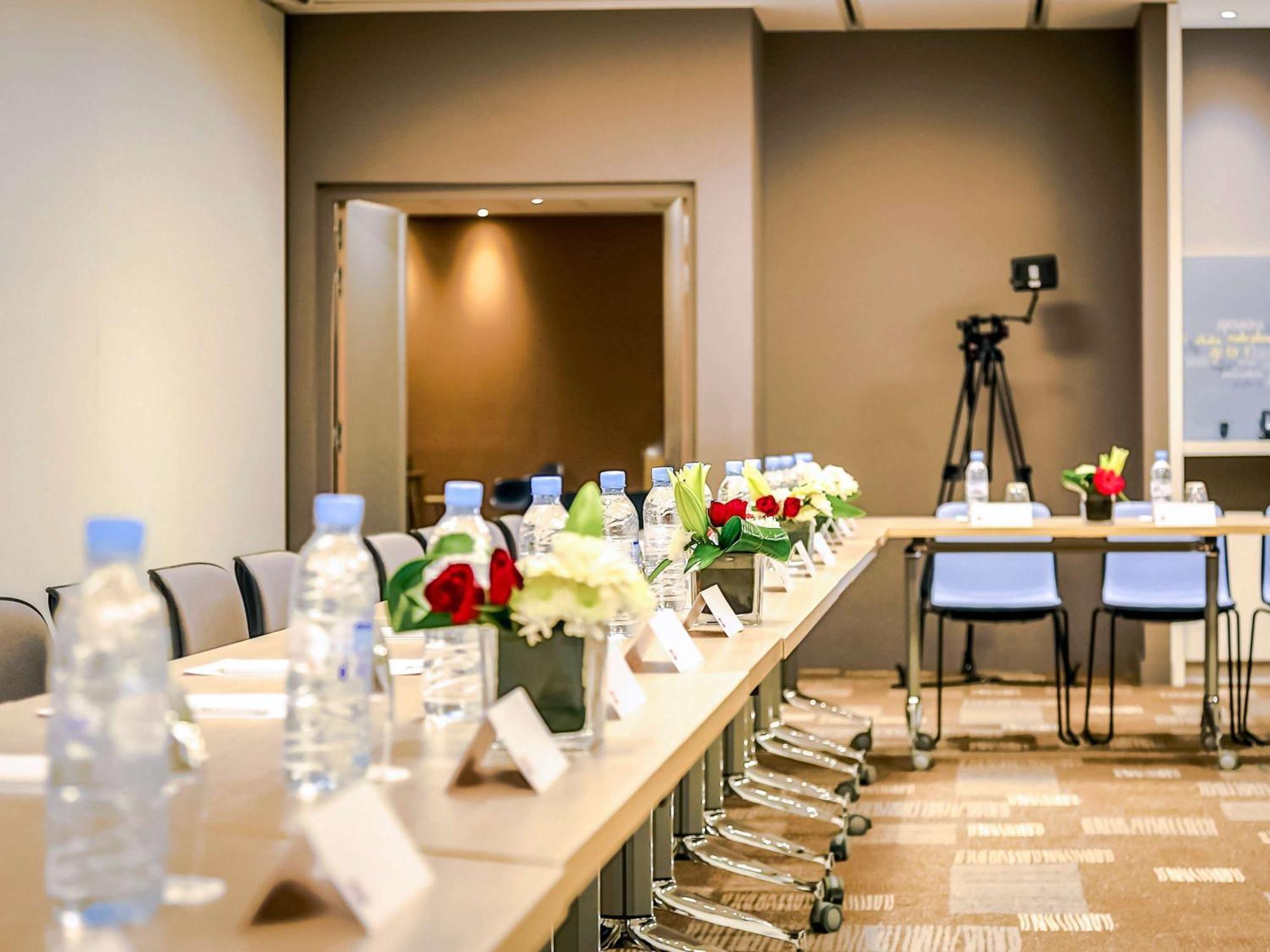 Hotel Ibis Rabat Agdal Esterno foto