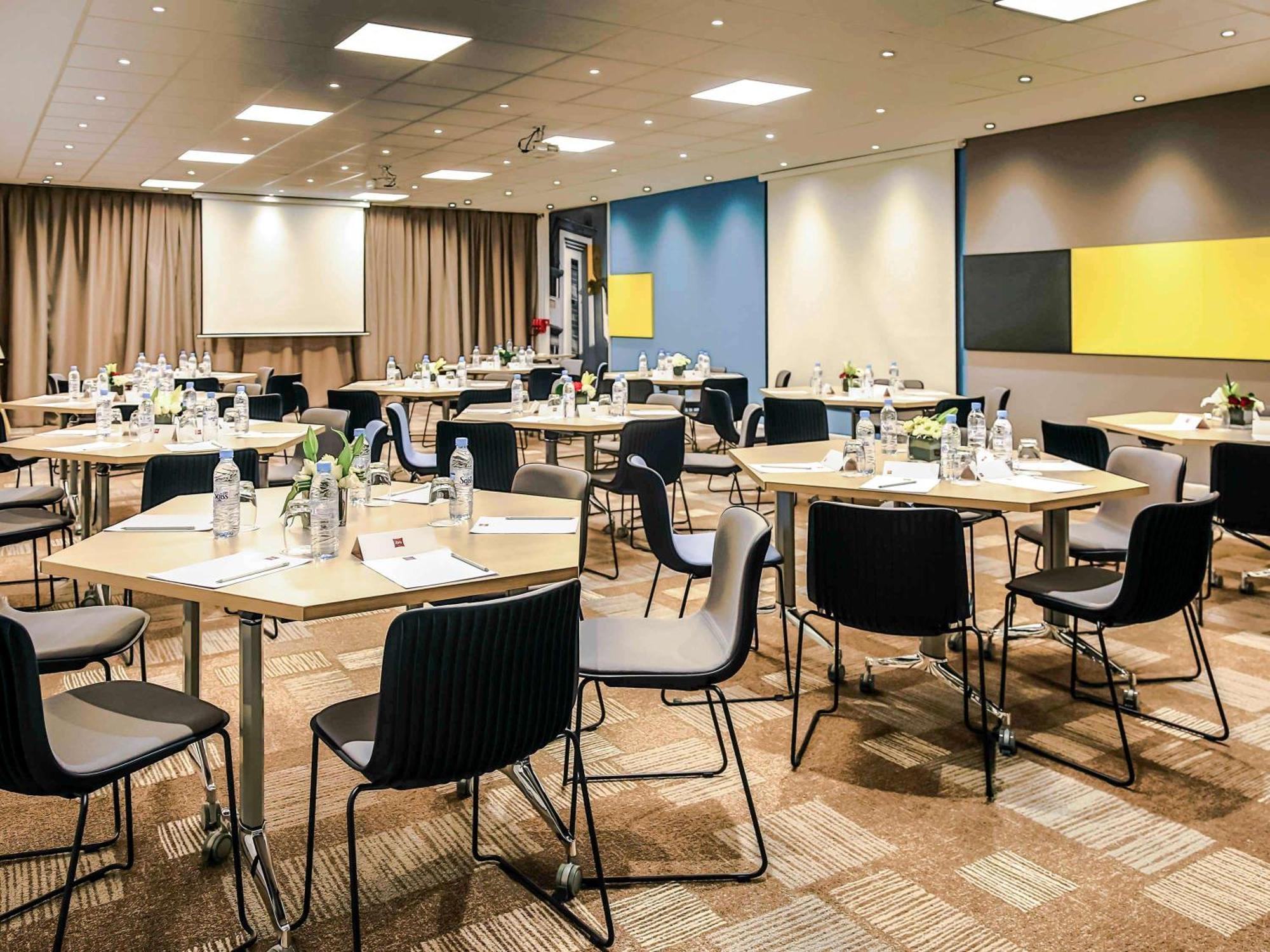 Hotel Ibis Rabat Agdal Esterno foto