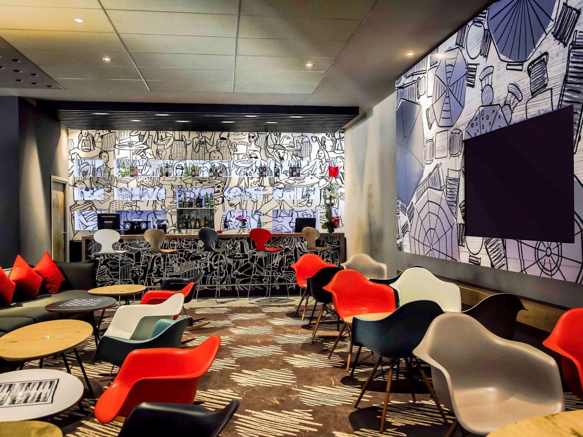 Hotel Ibis Rabat Agdal Esterno foto